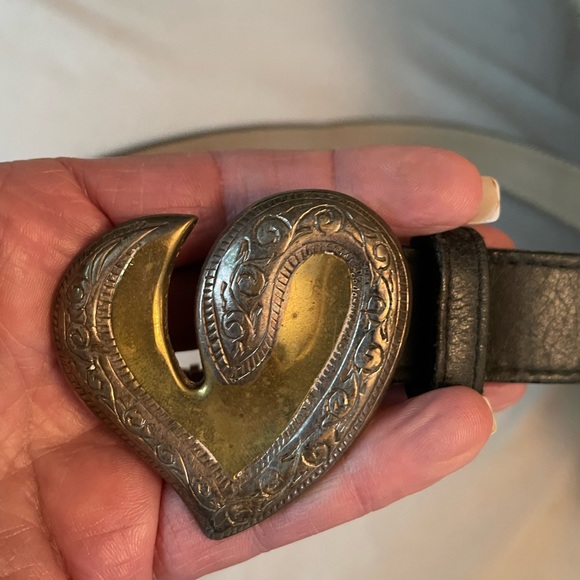 Black Leather Belt - Picture 2 of 10